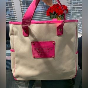 Victoria’s Secret Medium Travel Bag